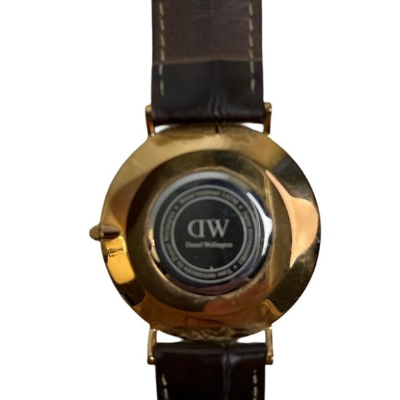 DANIEL WELLINGTON CLASSIC ST MAWES Mens Watch - Picture 6 of 6